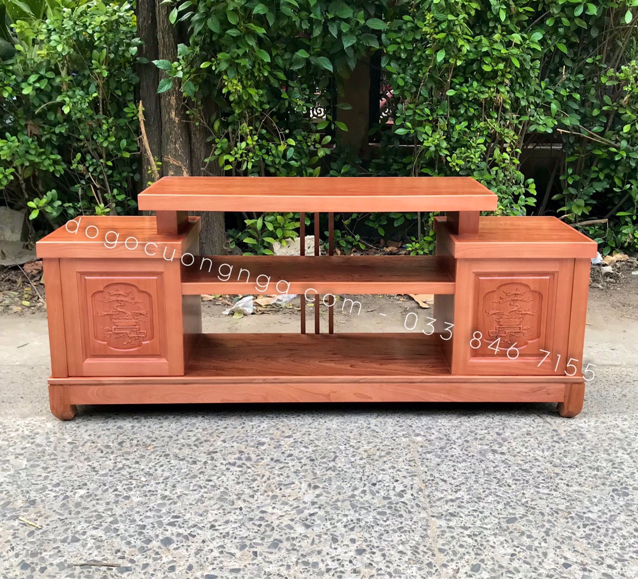 kệ tivi gỗ xoan đào 1m6