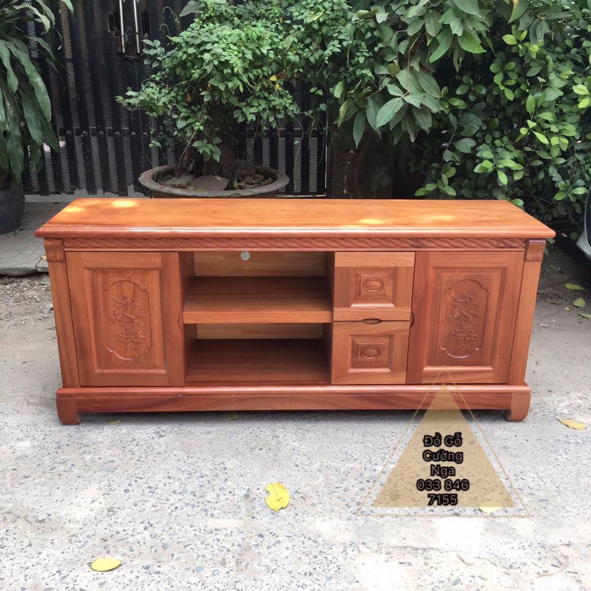 Mẫu kệ tivi gỗ xoan đào đẹp giá rẻ tại TP HCM – gợi ý cửa hàng bán/nơi bán