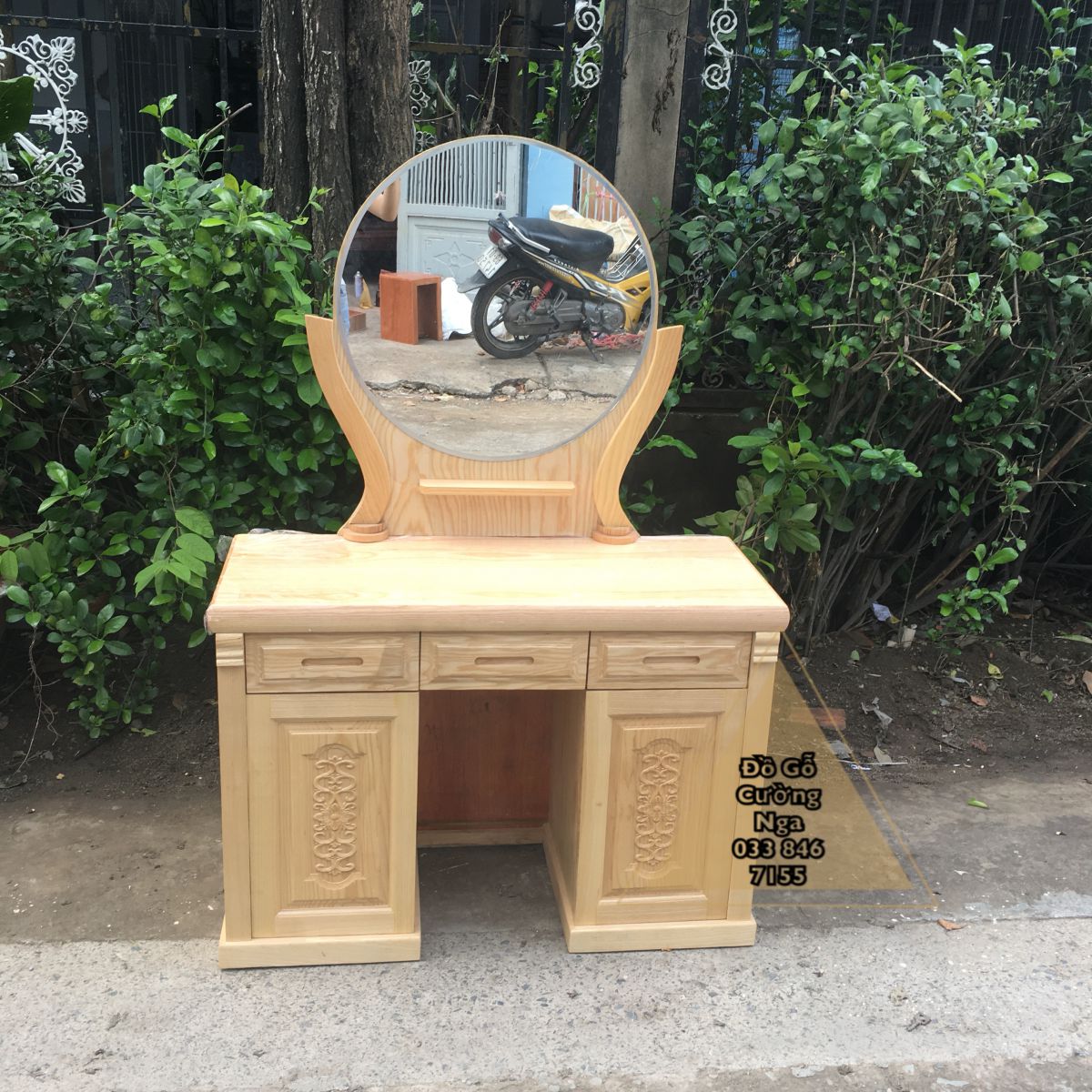 Bàn trang điểm gỗ sồi nga 