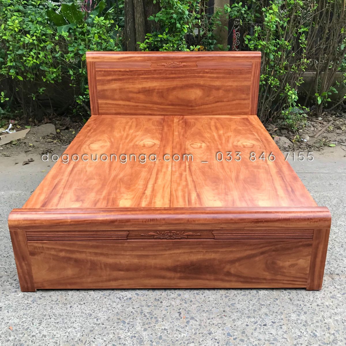 Giường gỗ cẩm 1m6x2m