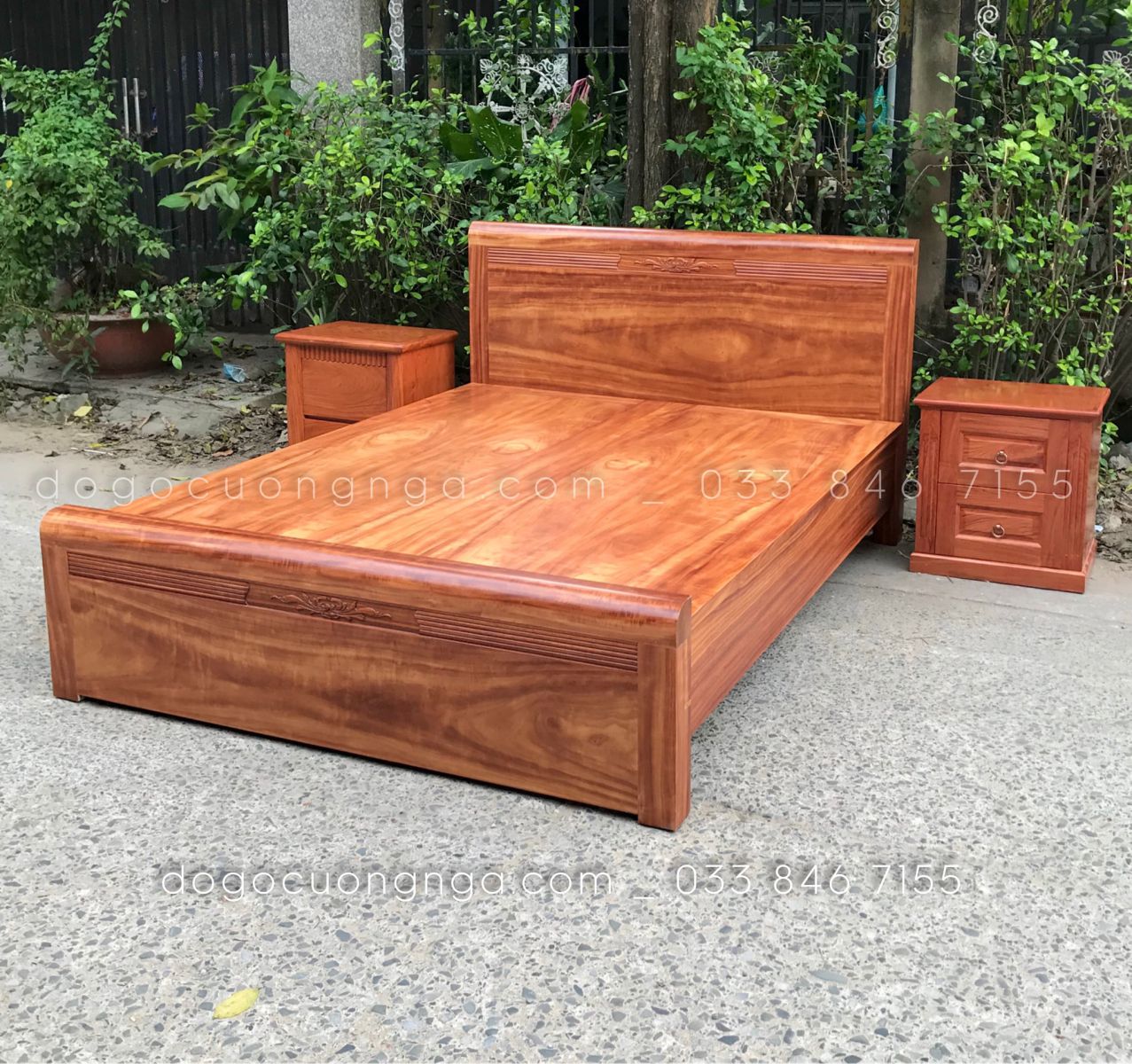 Giường gỗ cẩm 1m6x2m