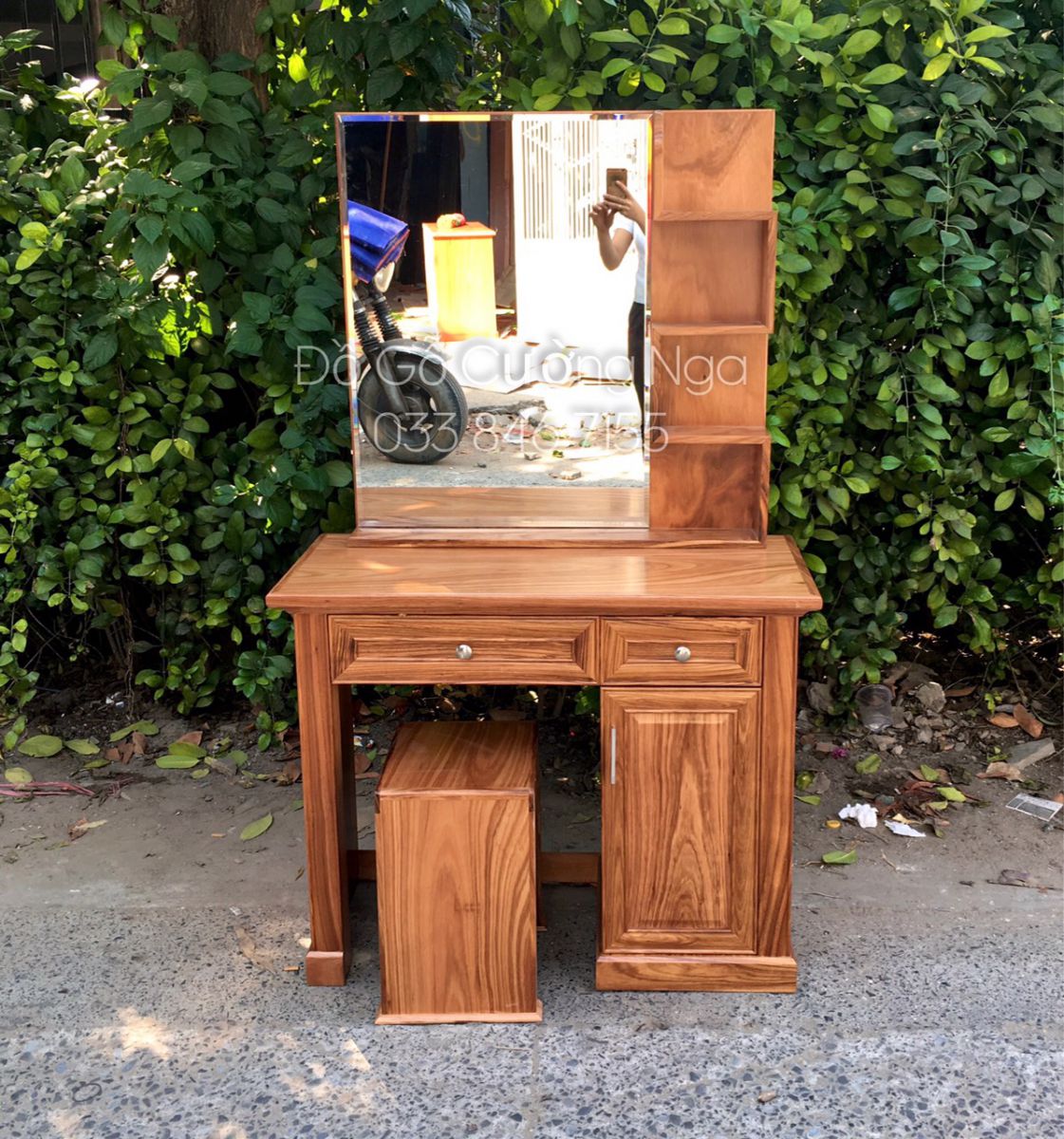 Bàn trang điểm gỗ Hương Xám 90cm