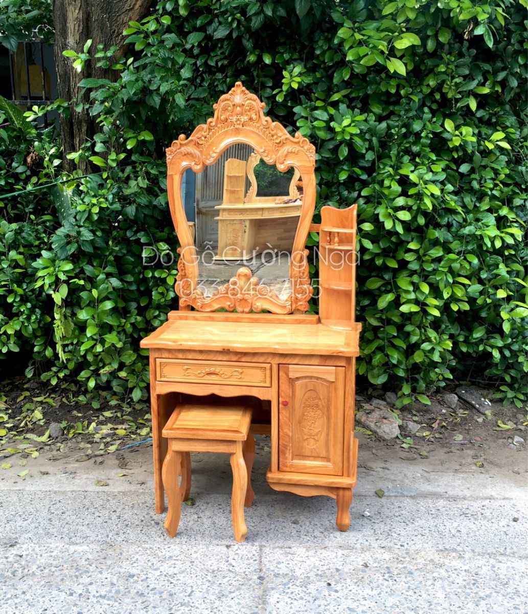 bàn trang điểm gỗ 