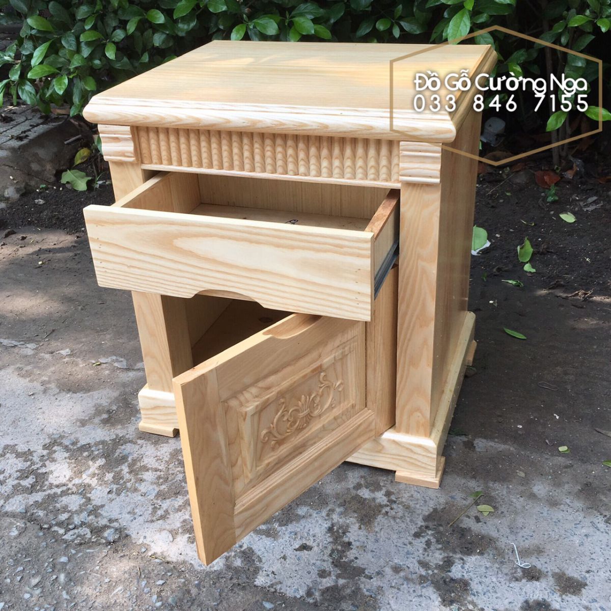 Tủ đầu giường gỗ sồi nga 