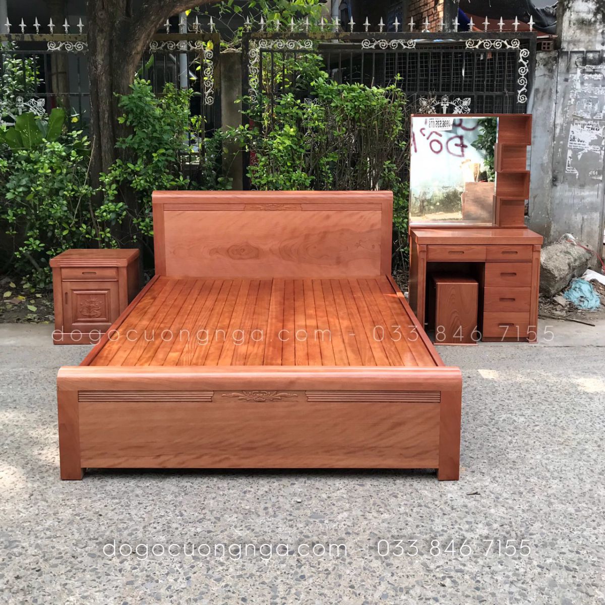 GIƯỜNG GỖ XOAN ĐÀO 