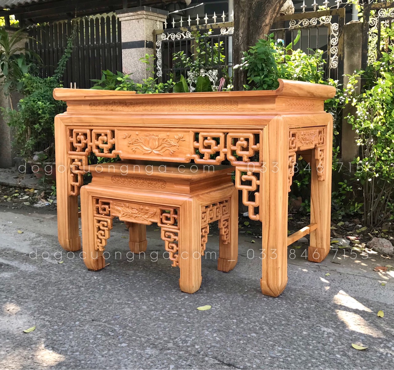 Bàn thờ gia tiên -  Án gian gỗ gõ đỏ _ 1m75 