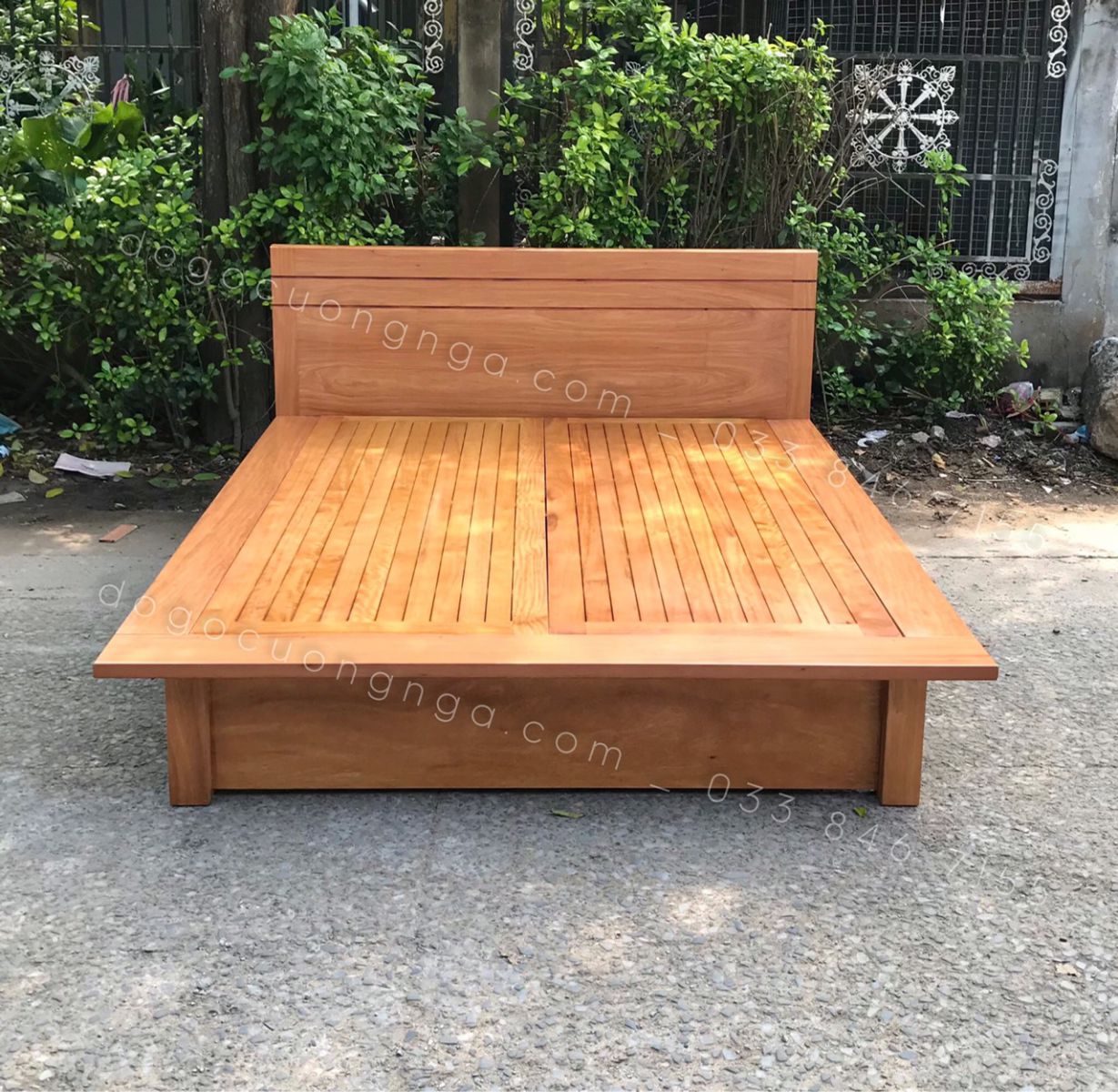 GIƯỜNG GỖ ĐINH HƯƠNG