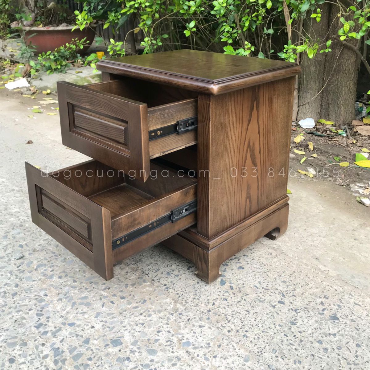 Tủ đầu giường gỗ sồi lau màu - 2 ngăn kéo 