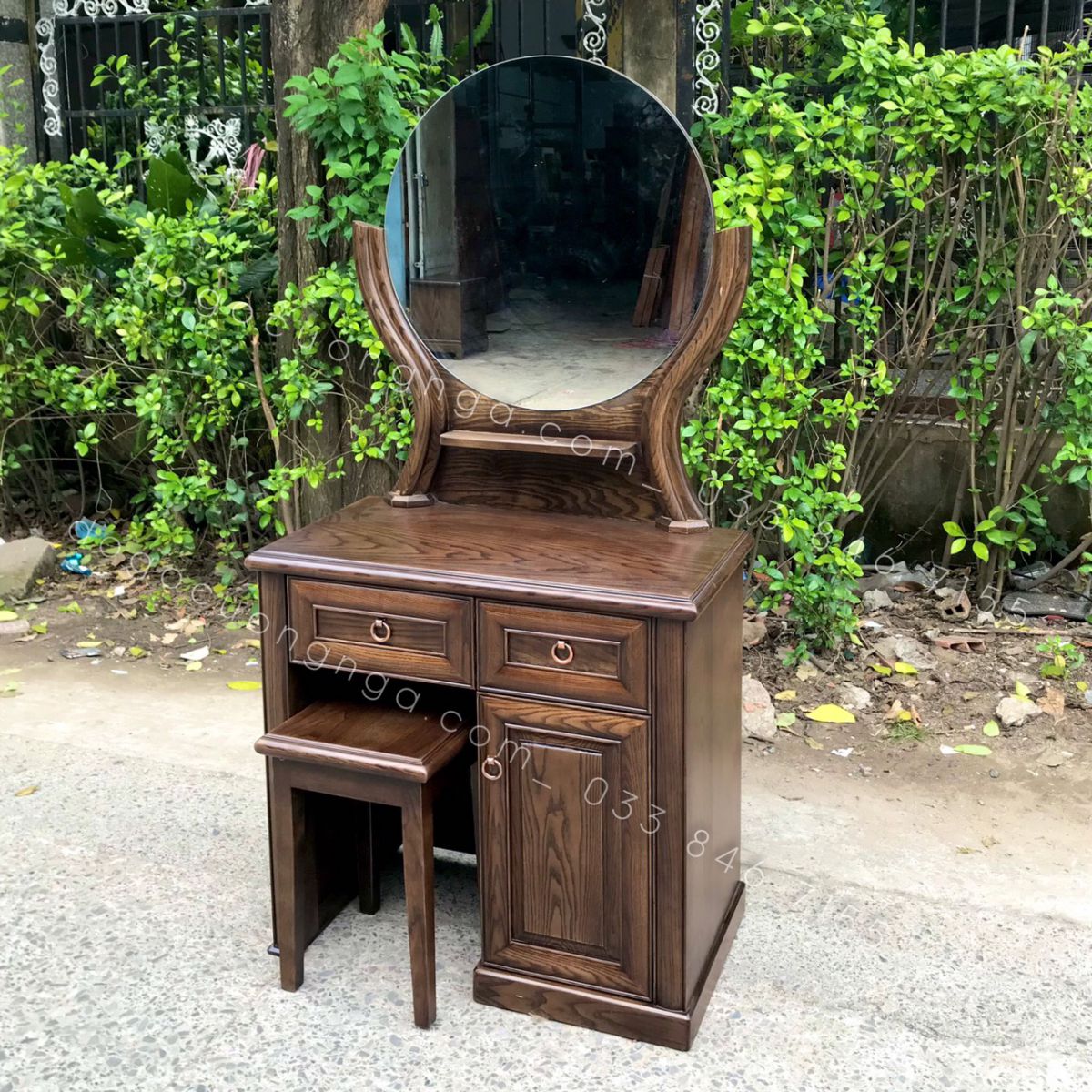 bàn trang điểm gỗ sồi màu óc chó 