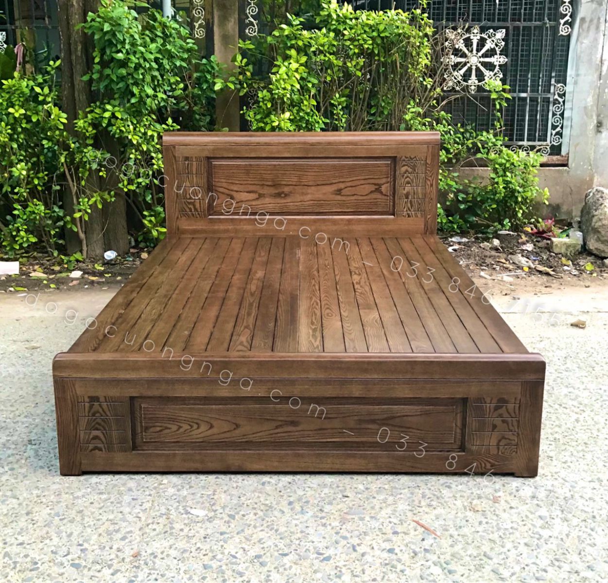 giường gỗ sồi 