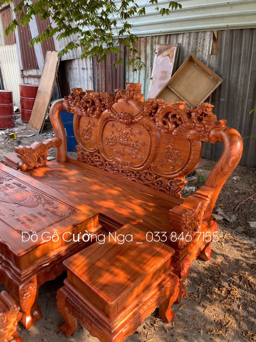 salon gỗ hương đá 