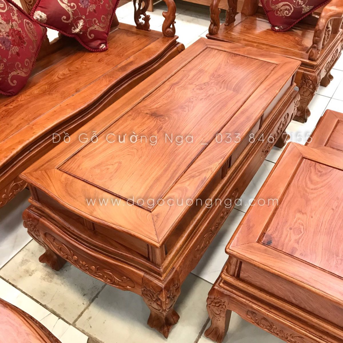 salon gỗ hương đá 