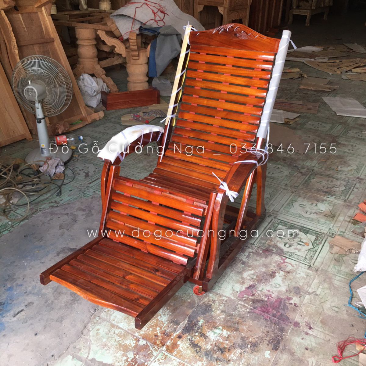 Ghế dây gỗ tràm bông vàng lá to - 3 dây màu cánh gián đậm