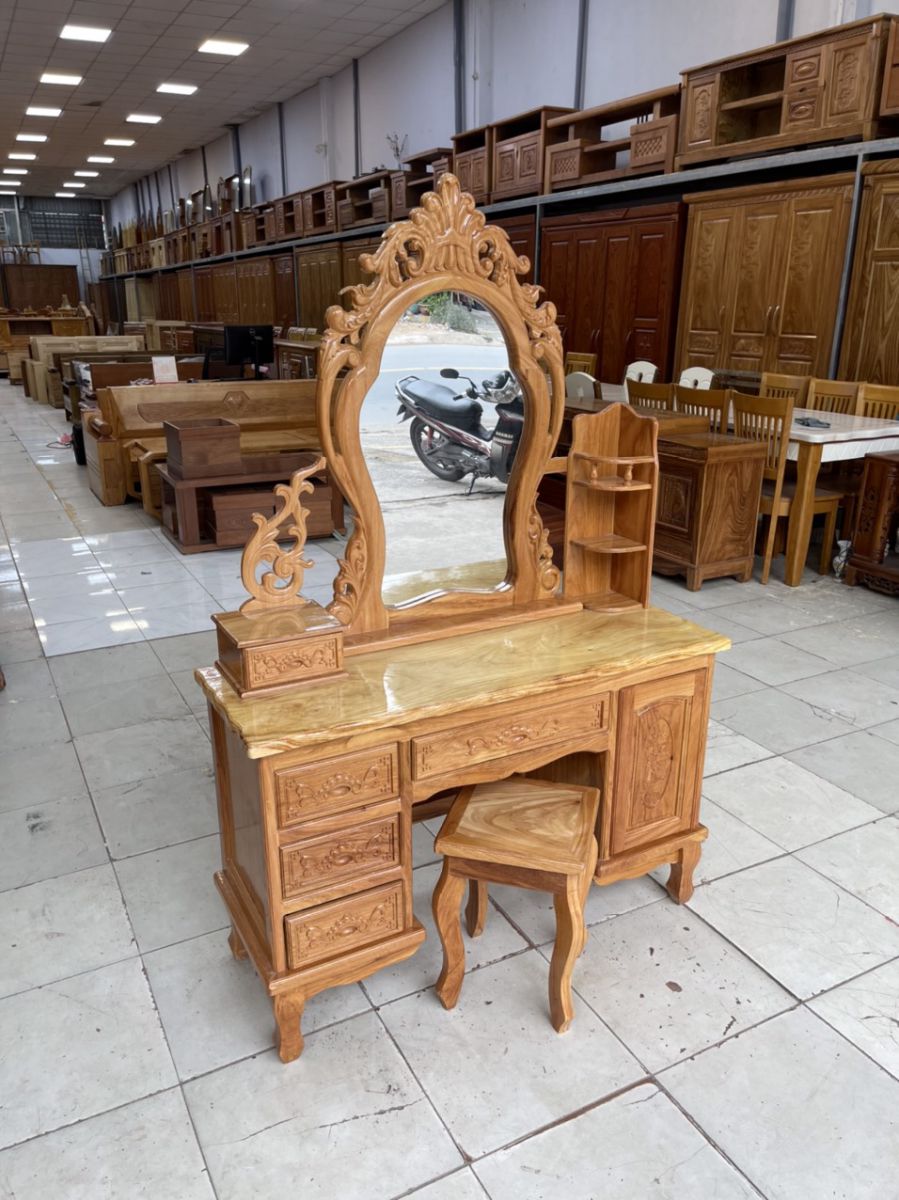 Bàn trang điểm gỗ gõ đỏ 81m1 - mẫu nữ hoàng