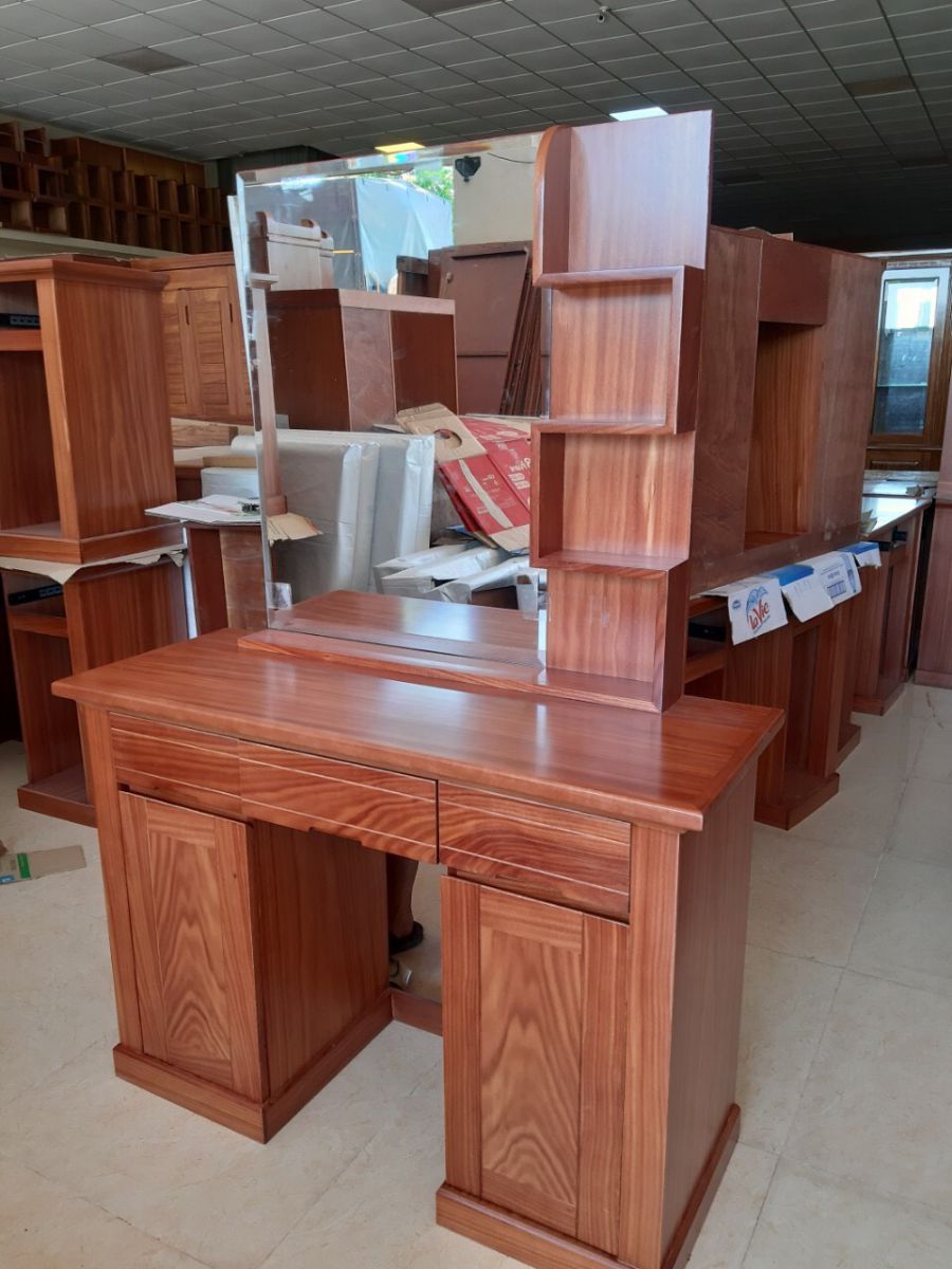 Bàn trang điểm đẹp