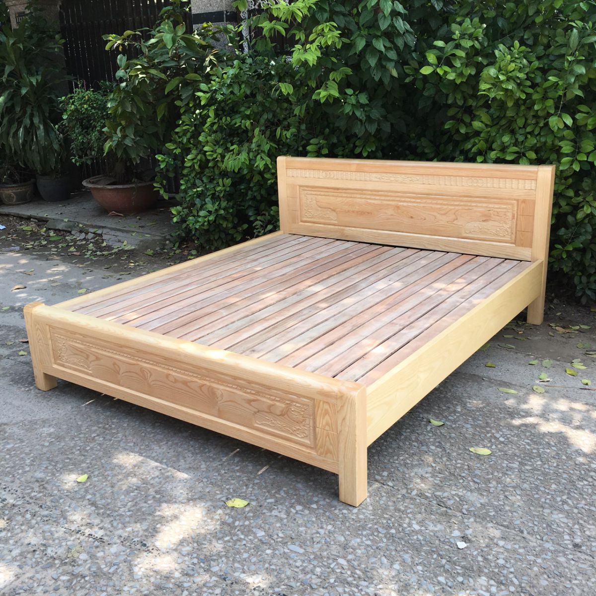 giường gỗ sồi nga giá rẻ 