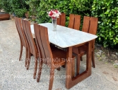 Bàn Ăn Gỗ Sồi Mặt Đá: Sự Lựa Chọn Đẳng Cấp, Bền Bỉ Cho Gia Đình Hiện Đại